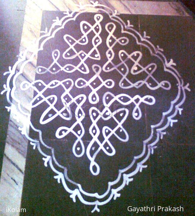 Rangoli: Maa kolam for Navaratri - fourth day