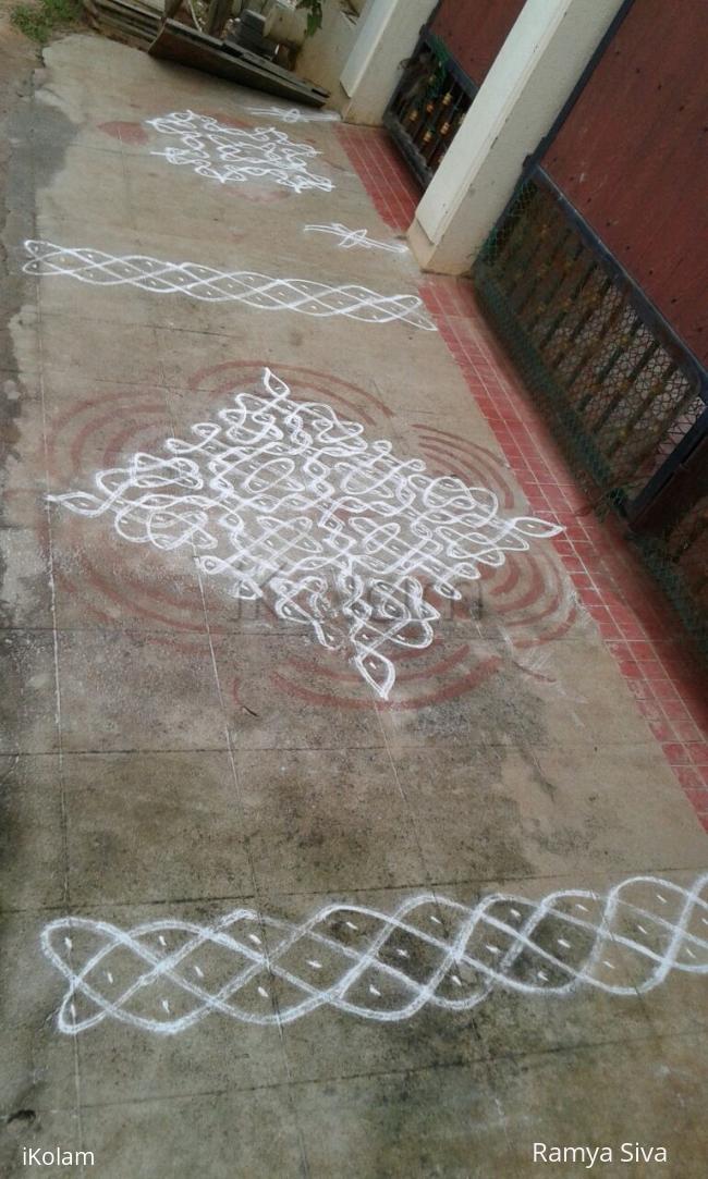 Rangoli: Margazhi kolam