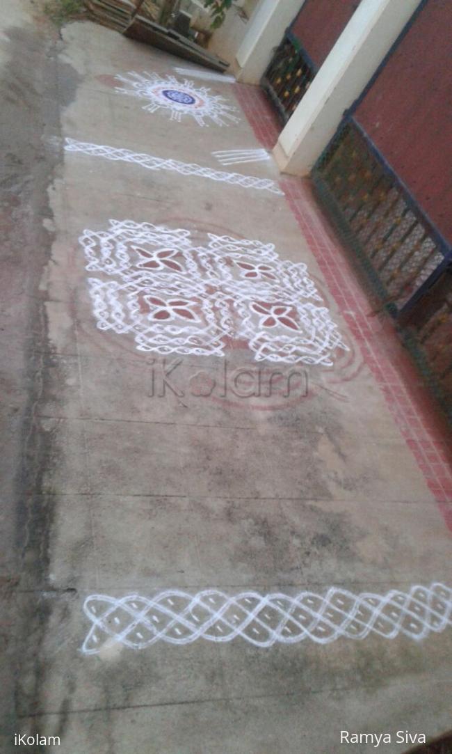 Rangoli: Margazhi Kolam