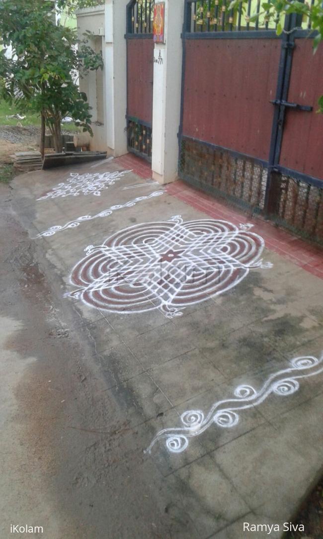 Rangoli: Margazhi kolam