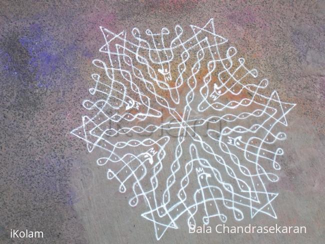 Rangoli: Markazhi kolam