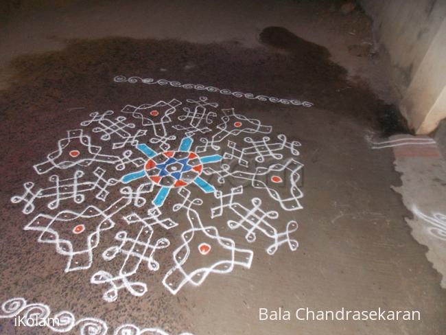 Rangoli: Markazhi kolam