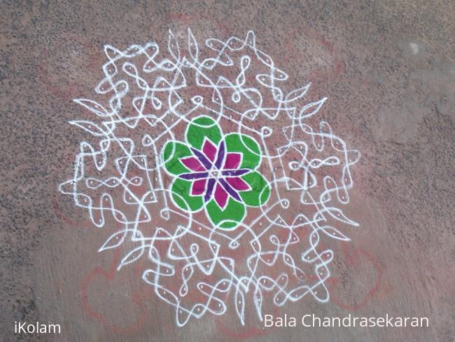 Rangoli: Markazhi kolam