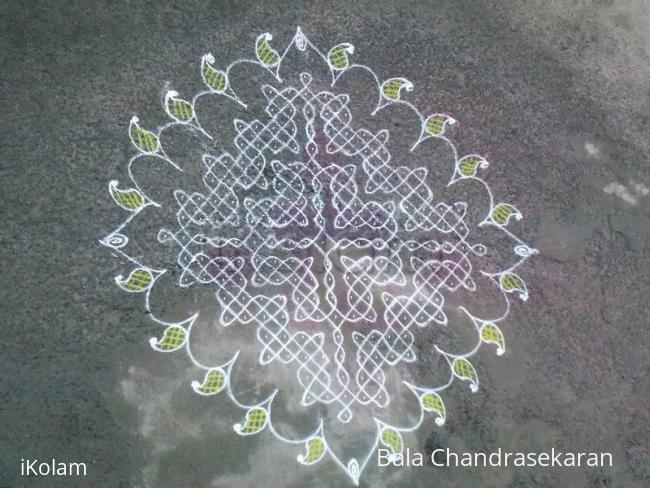 Rangoli: Margazhi kolam