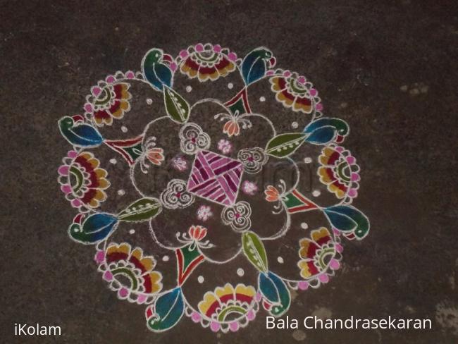 Rangoli: Markazhi kolam