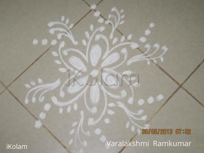 Rangoli: Free hand Rangoli