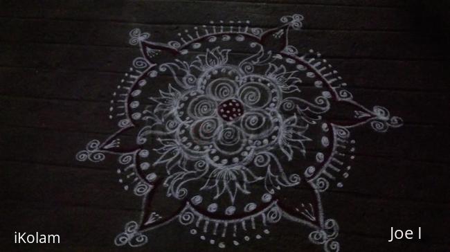 Rangoli: Floral design 