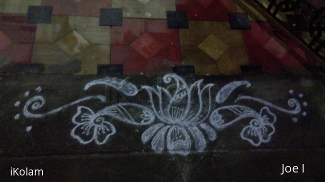 Rangoli: Lotus to beginers