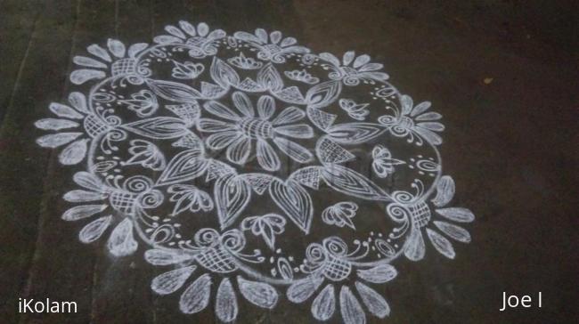 Rangoli: Floral design 