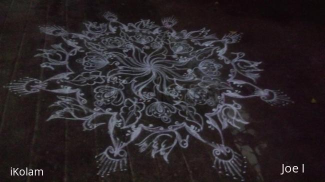 Rangoli: Swan