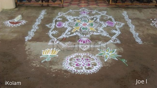 Rangoli: Floral design 