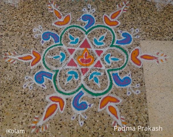 Rangoli: Free hand kolam