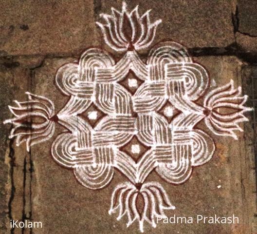 Rangoli: Padi Kolam