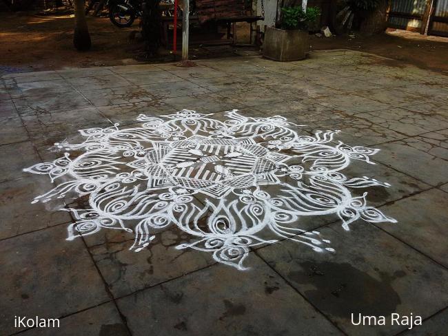 Rangoli: freehand pattern