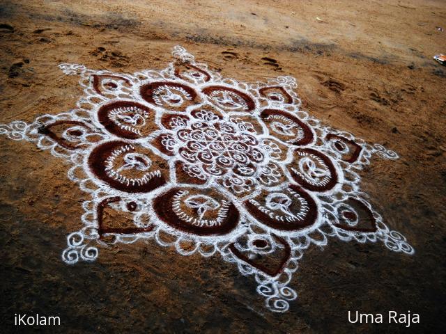 Rangoli: kaavi kolam on karthigai