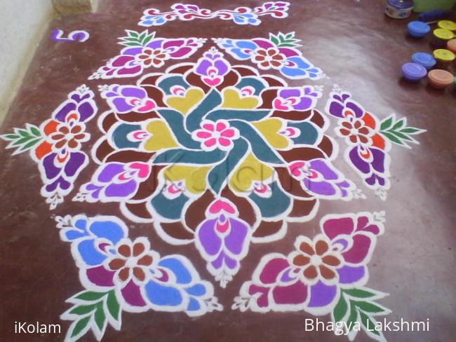 Rangoli: Dotted Kolam