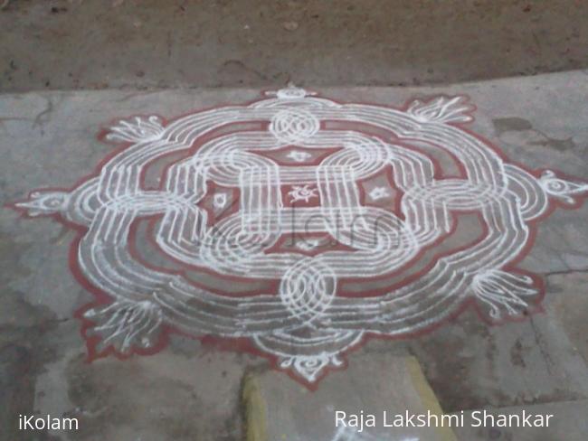 Rangoli: free hand kolam