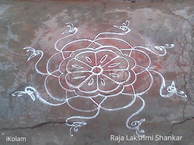 Rangoli: FREE HAND RANGOLI