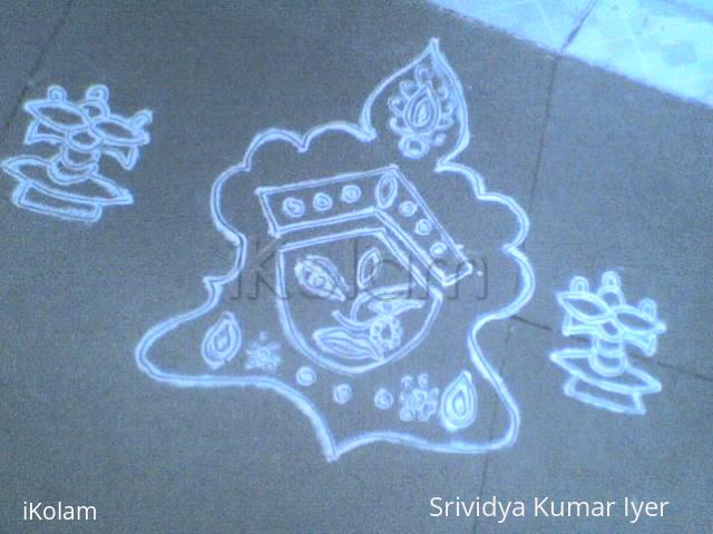 Rangoli: Freehand Durga Kolam