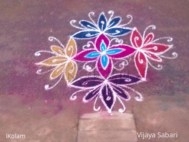 Rangoli: dot kolam 