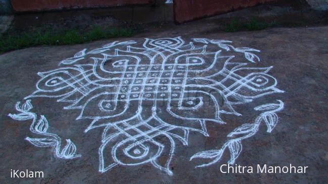 Rangoli: margazhi kolam