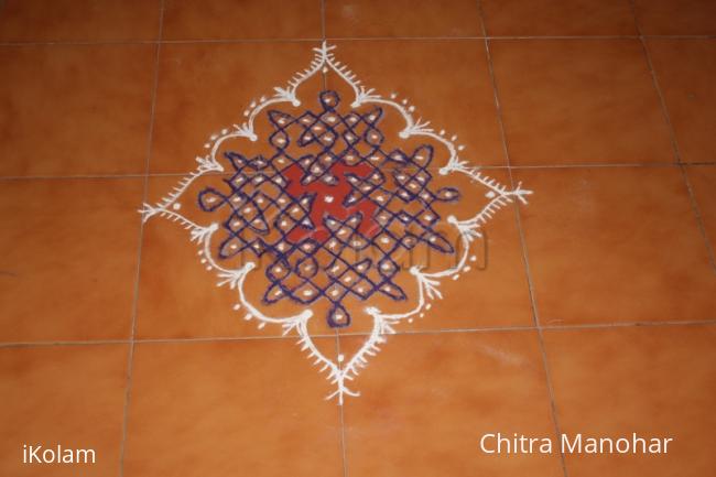 Rangoli: chikku kolam