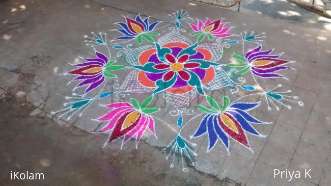 Rangoli: LOTUS KOLAM