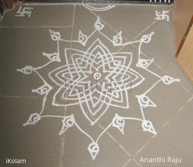 Rangoli: Dotted kolam