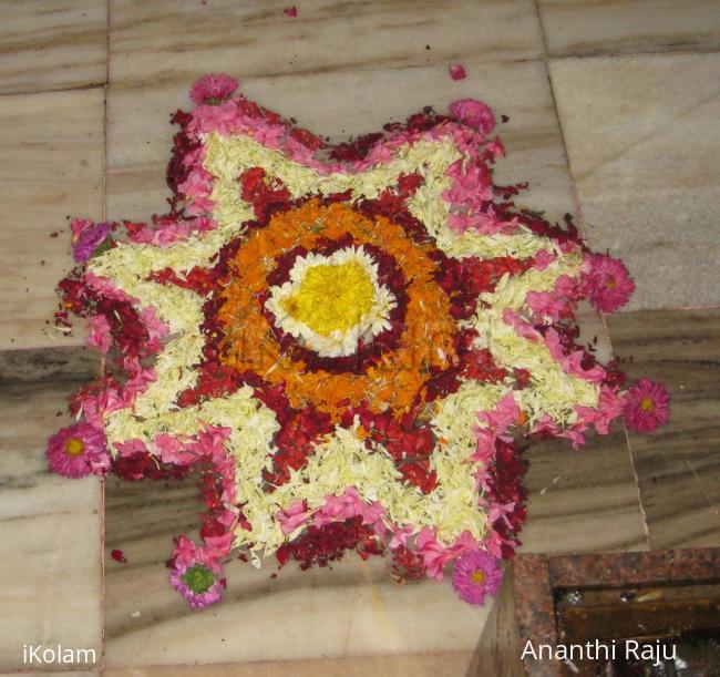 Rangoli: Onam Pookolam