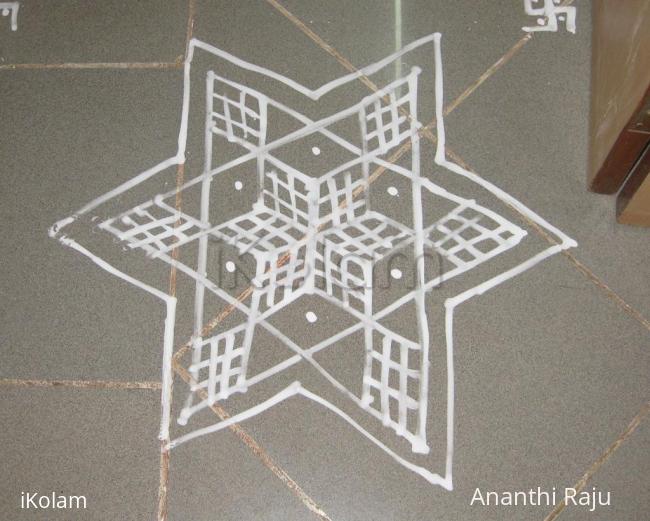 Rangoli: Simple maakolam