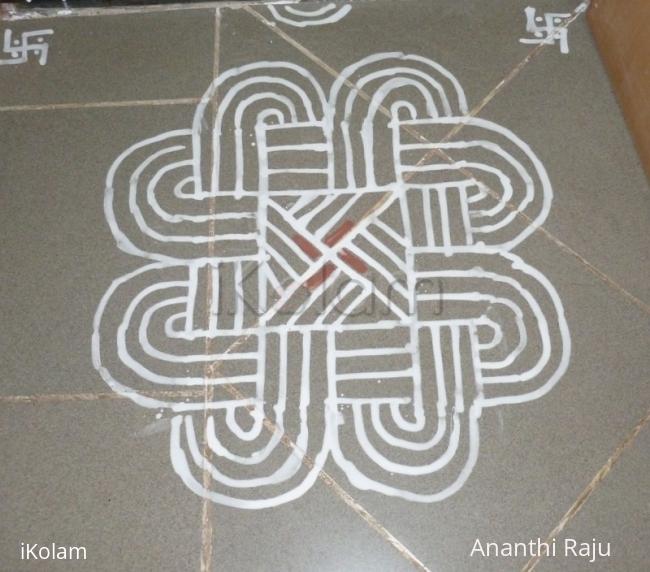 Rangoli: Maakolam