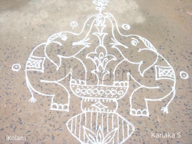 Rangoli: elephant kolam