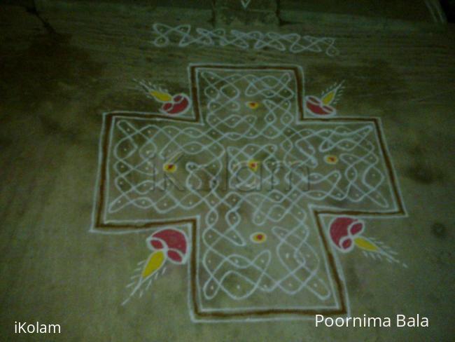 Rangoli: Dotted kolam