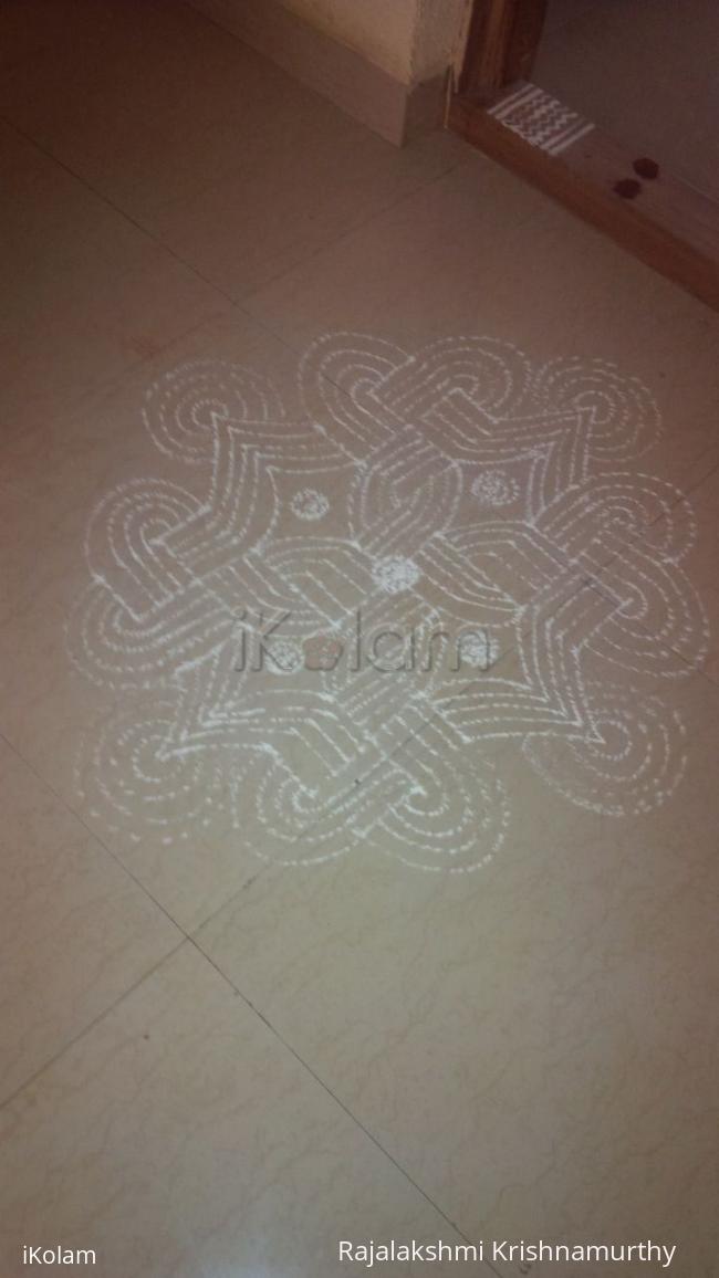 Rangoli: Friday kolam