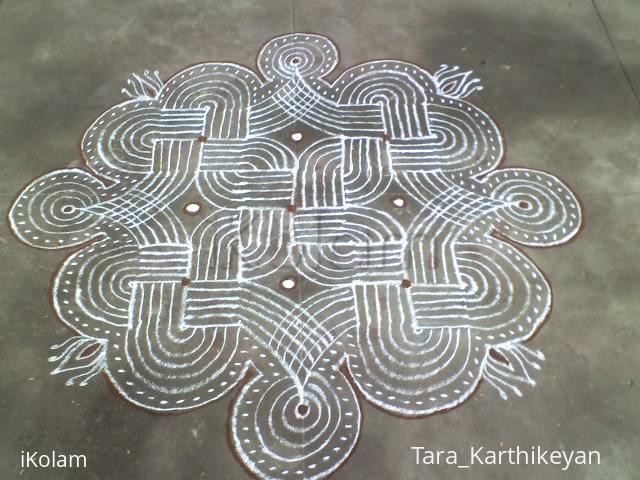 Rangoli: margazhi kolam 2