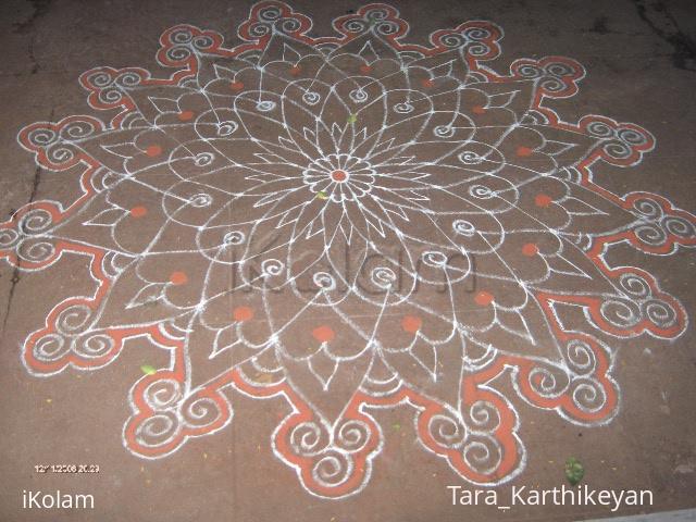 Rangoli: margazhi kolam