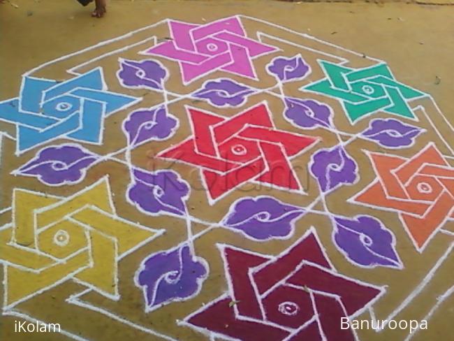 Rangoli: star and leaf