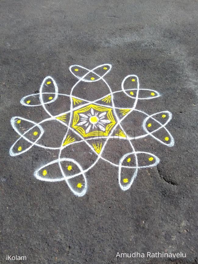 Rangoli: Chikku flower