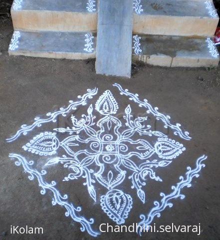 Rangoli: freehand kolam