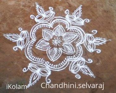 Rangoli: freehand kolam