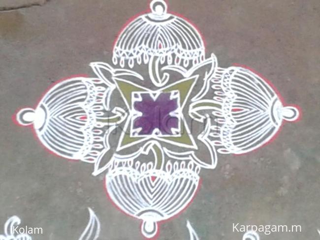 Rangoli: umbrella padi kolam