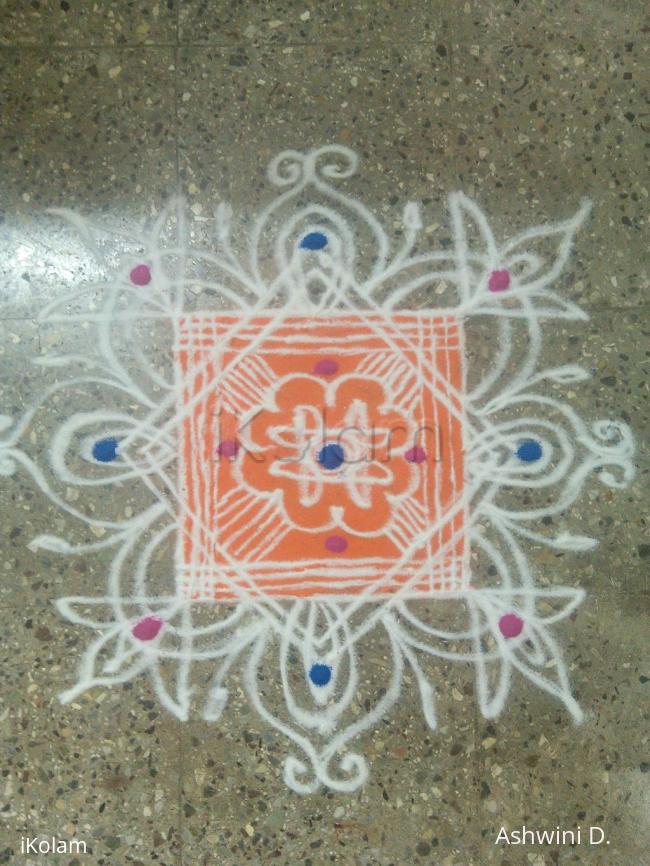 Rangoli: colorful padi kolam