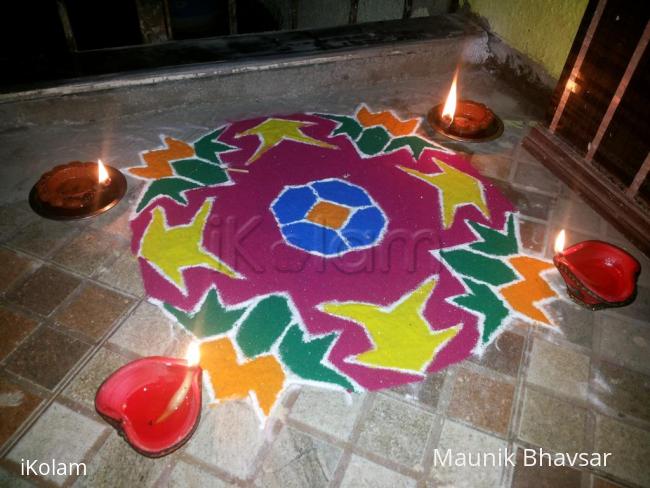 Rangoli: 15 Dotted Rangoli