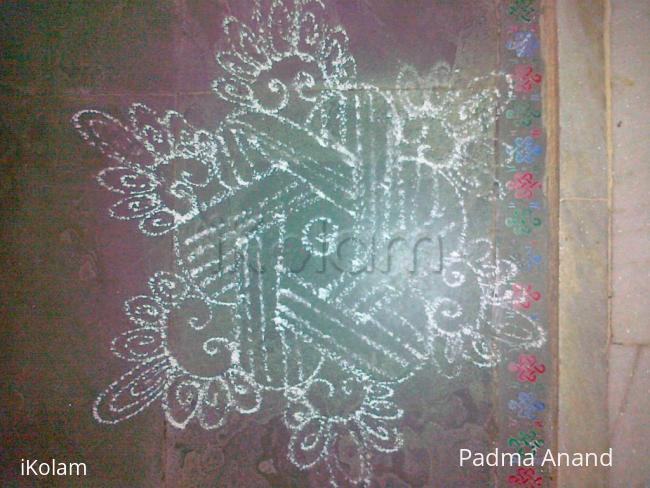 Rangoli: dotted kolam