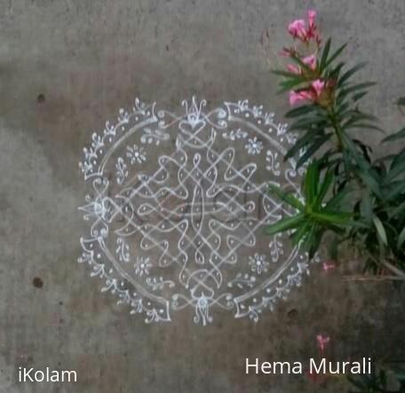 Rangoli: Margazhi day3 11to 1 straight dots