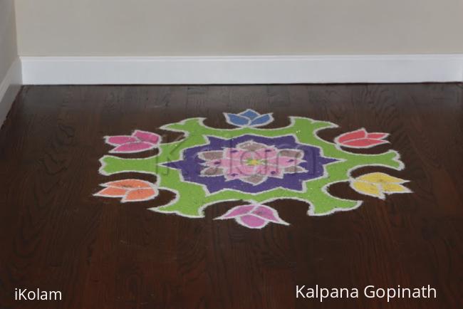 Rangoli: Simple Lotus Kolam