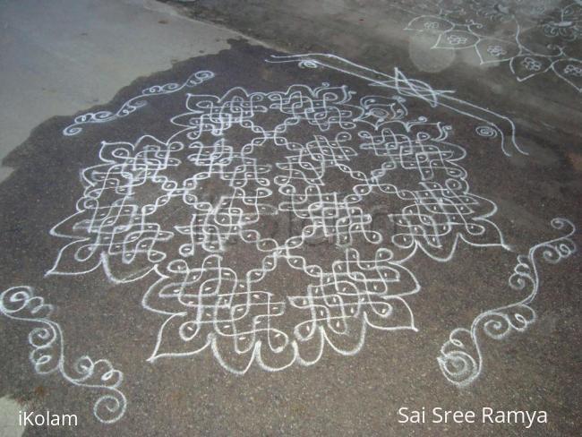 Rangoli: Varalakshmi Vratham kolam