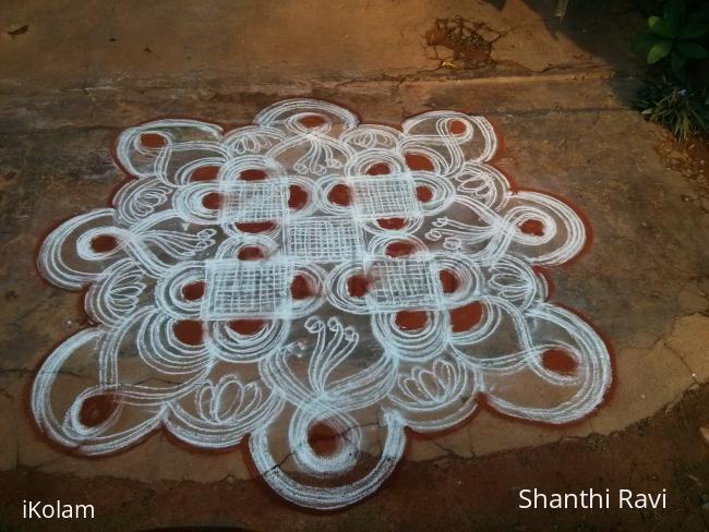 Rangoli: PADIKOLAM