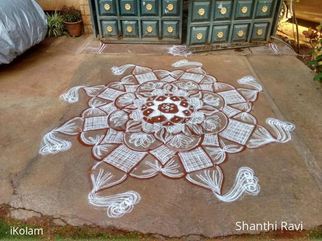 Rangoli: Freehand rangoli