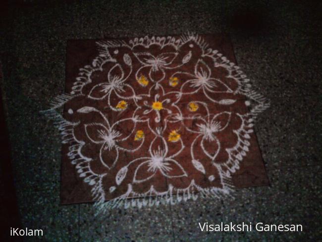 Rangoli: Margazhi Kolam